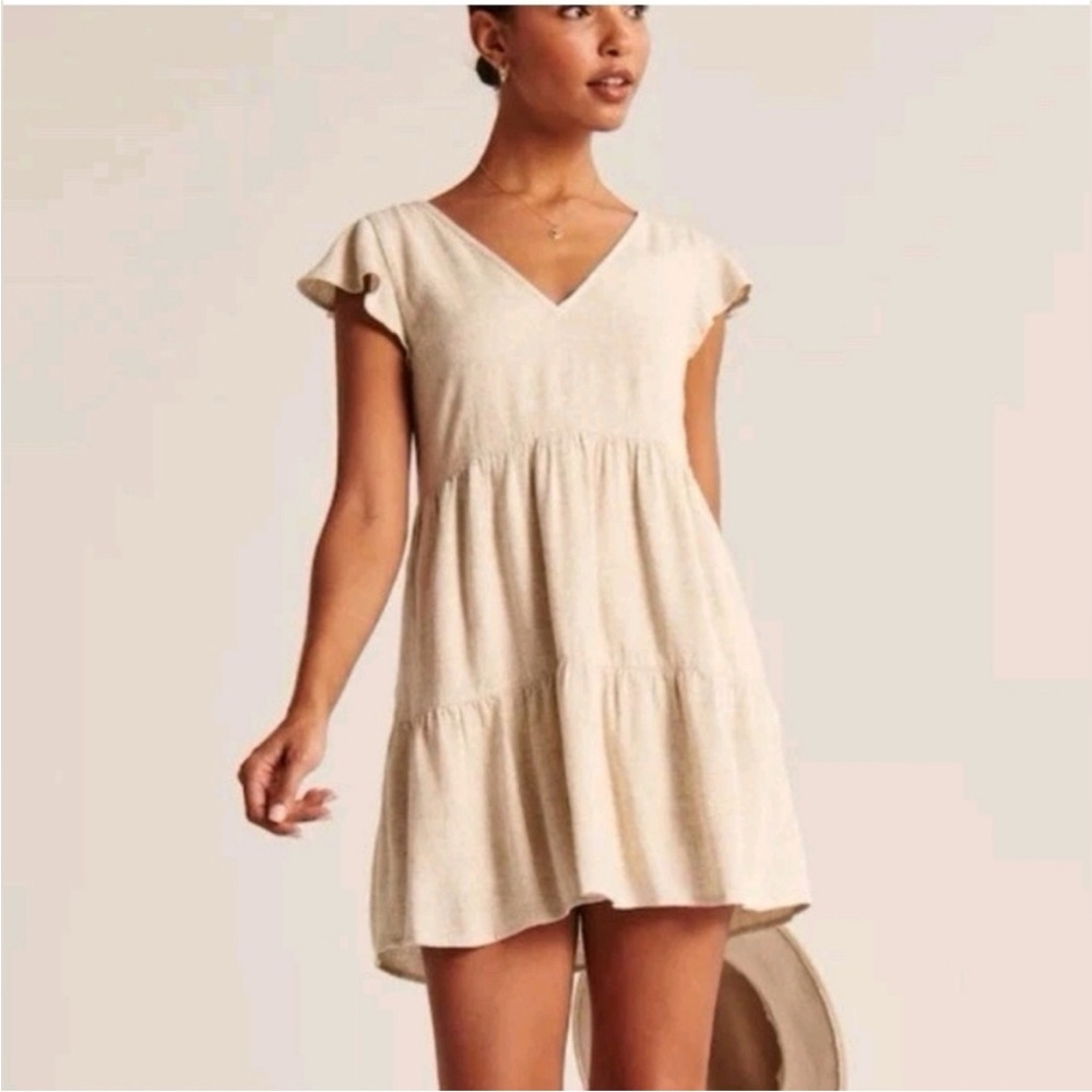 Abercrombie & Fitch V Neck Tiered Ruffle Sleeve
Trapeze Mini Linen Blend Dress